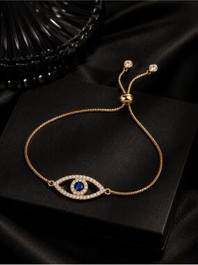 14K Gold Evil Eye Bolo Bracelet
